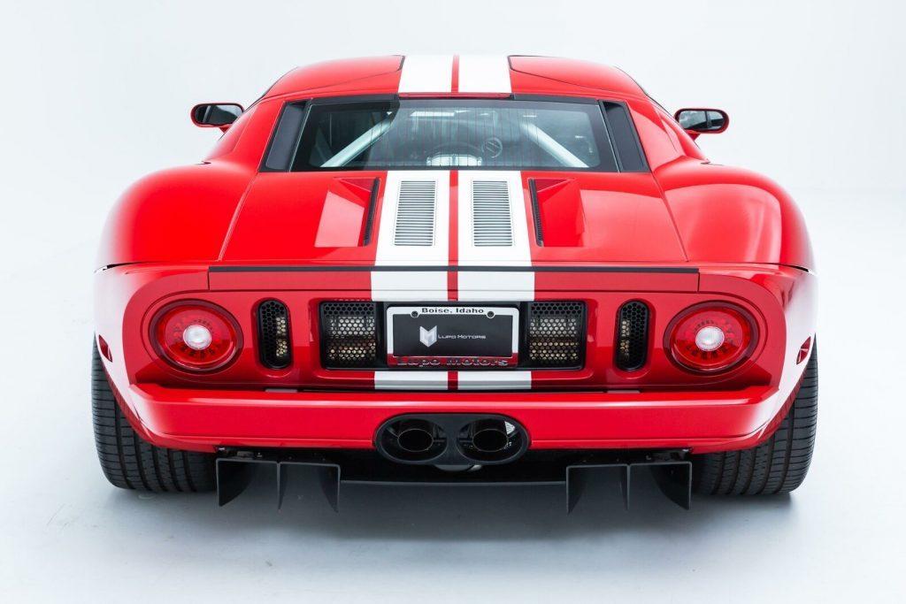 2005 Ford GT