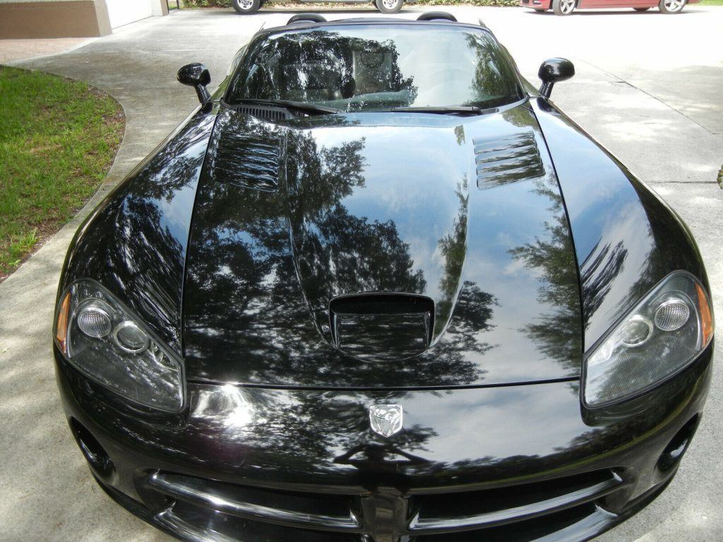 2003 Dodge Viper