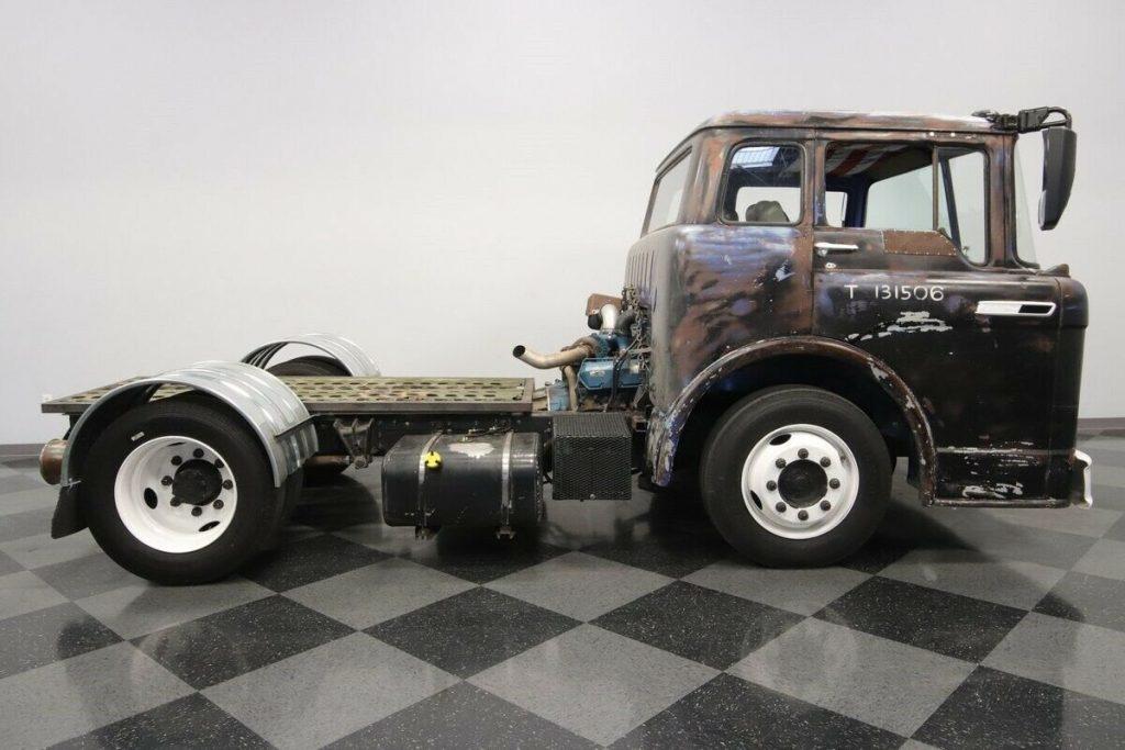 1969 Ford C-600