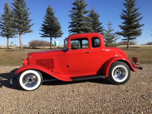 1932 Ford Five Window Coupe