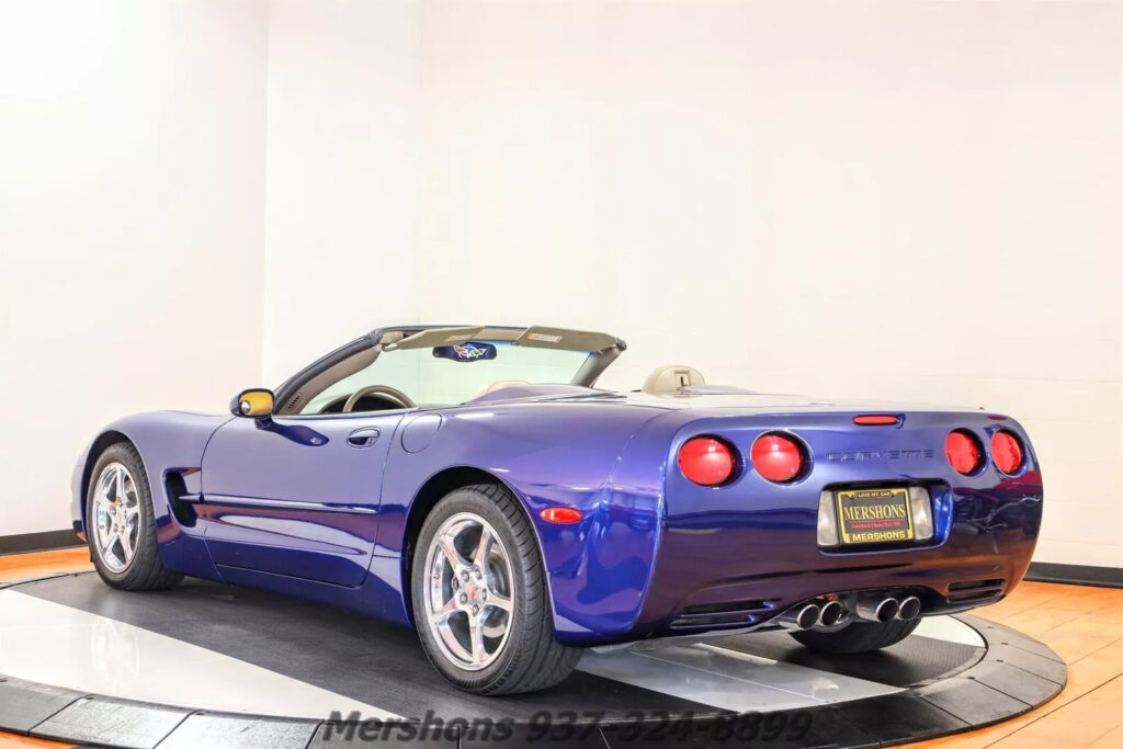 2004 Chevrolet Corvette