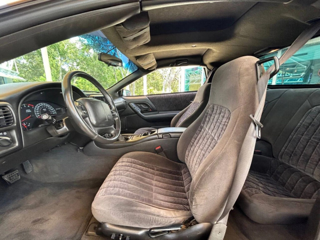2000 Chevrolet Camaro