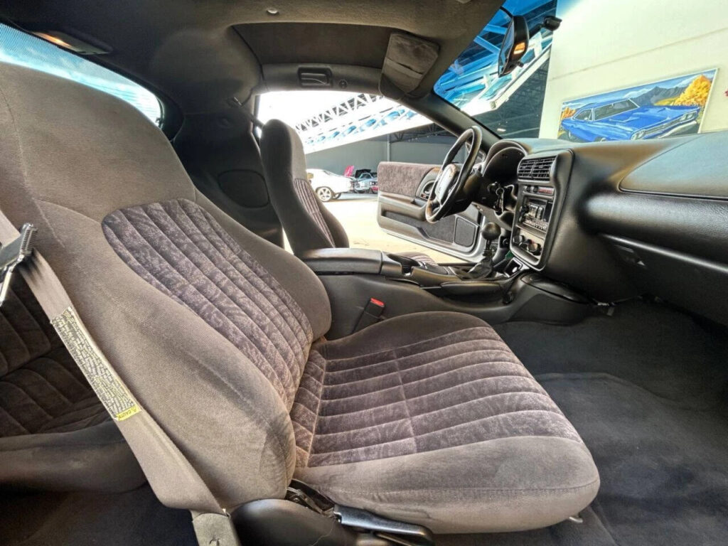 2000 Chevrolet Camaro