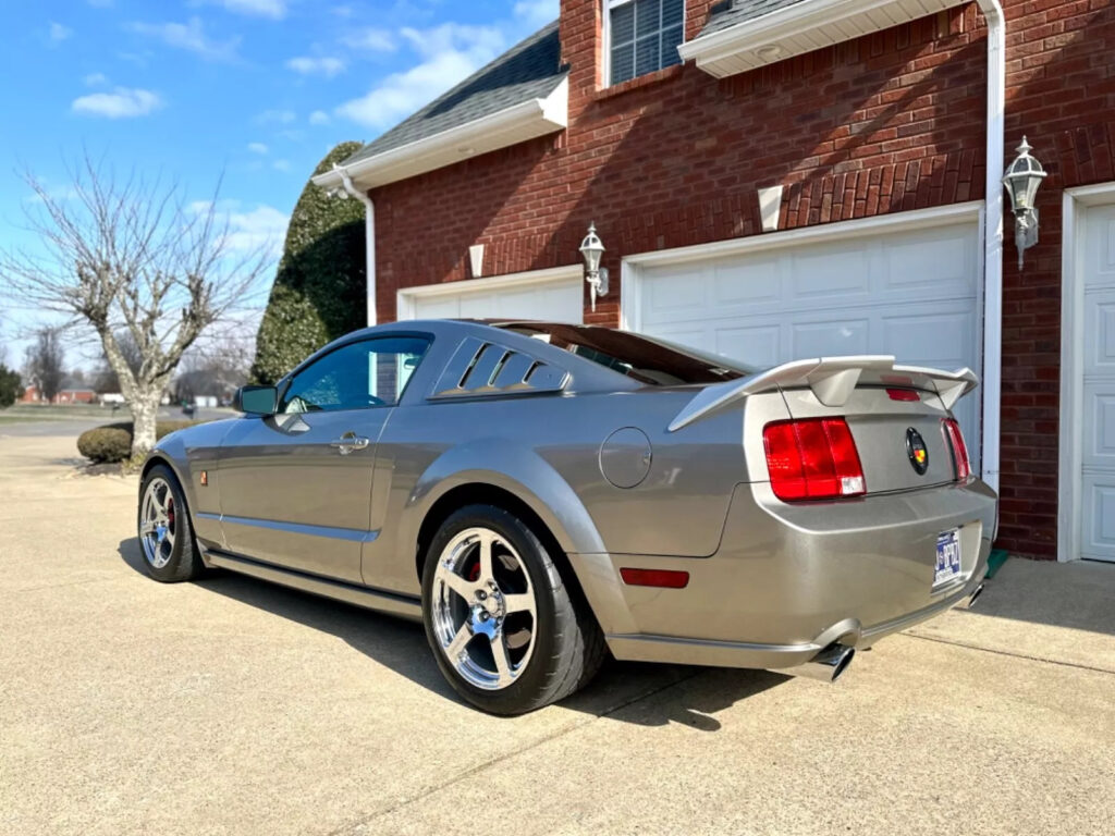 2008 Ford Mustang