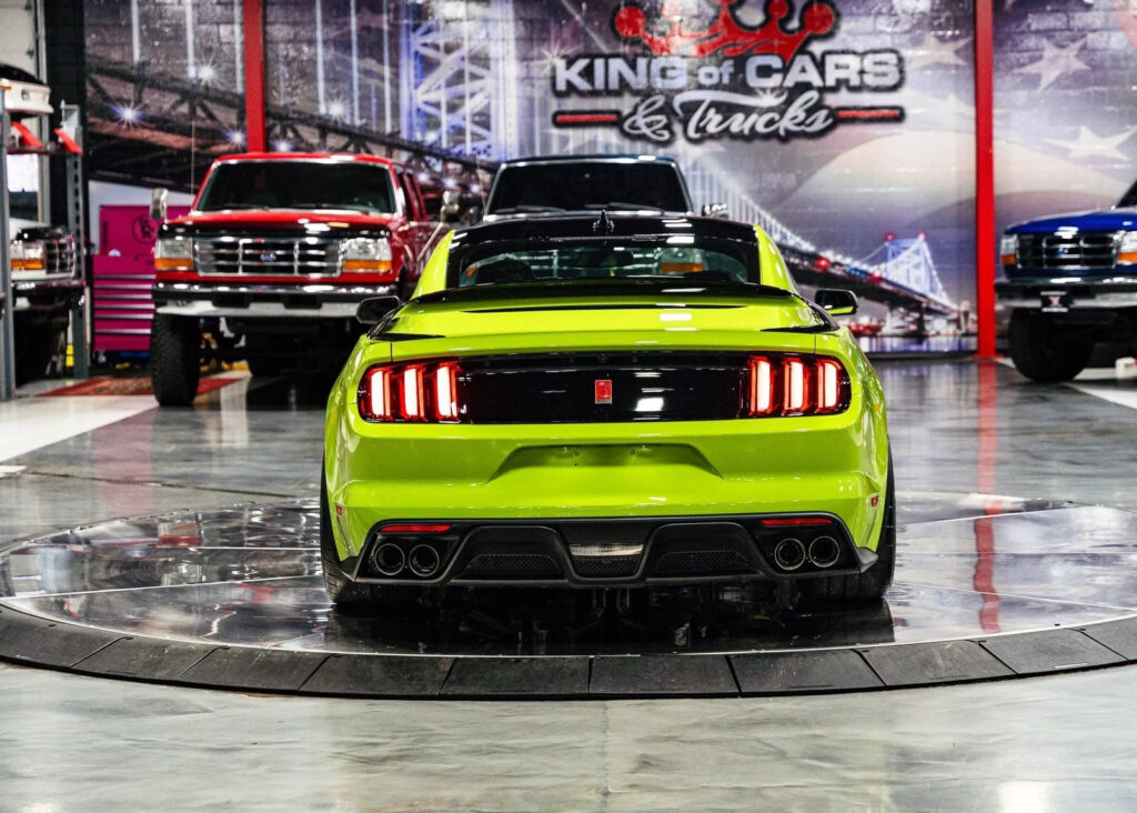 2020 Ford Mustang