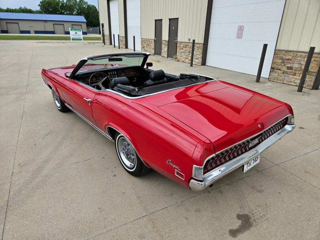 1970 Mercury Cougar
