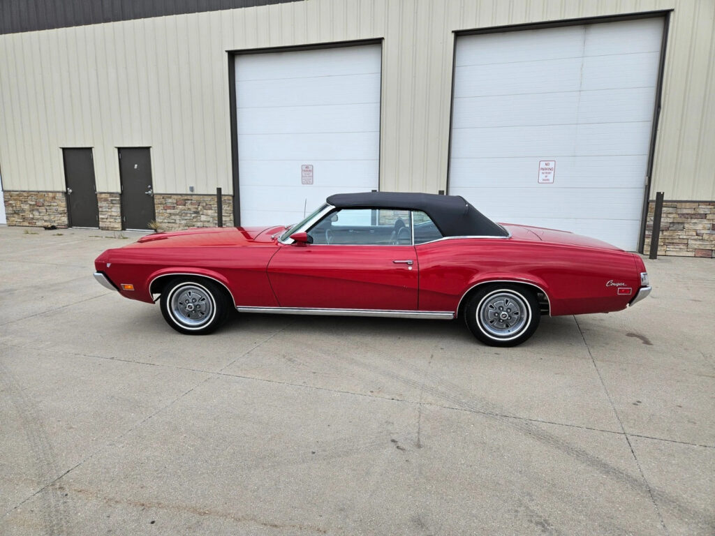 1970 Mercury Cougar